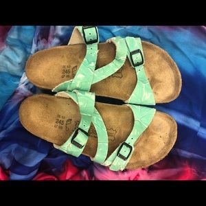 BIRKENSTOCK SANDALS
